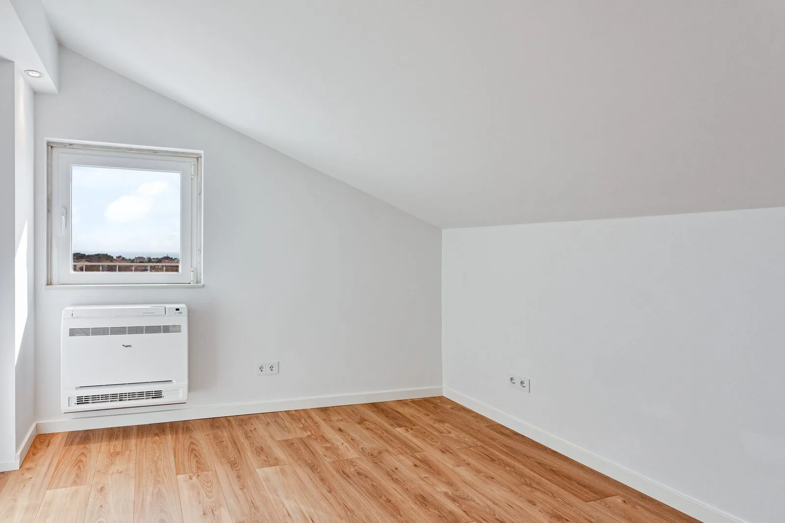 Second bedroom — Alvide apartment renovation by Maya's Homes