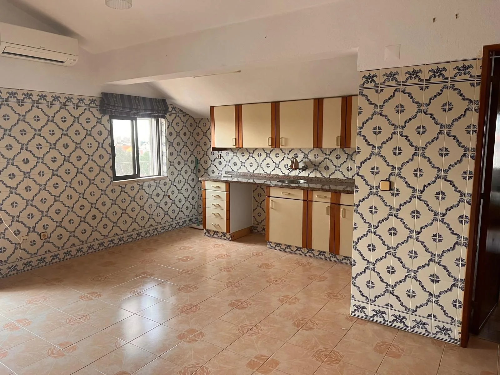 Before — kitchen in Alvide apartment, Cascais