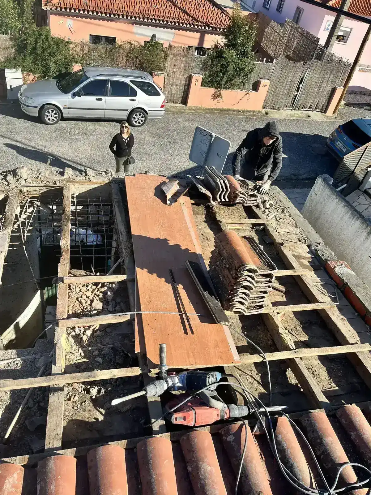 Removing roof structure — Amoreira loft conversion by Maya's Homes