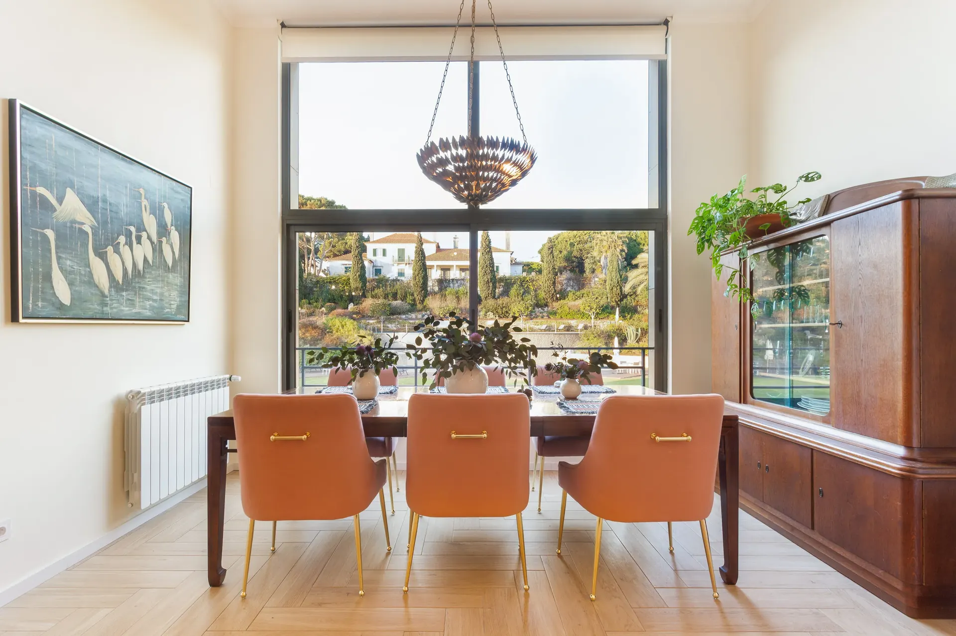 Formal dining table for eight under pendant light — Riviera villa Cascais by Maya's Homes