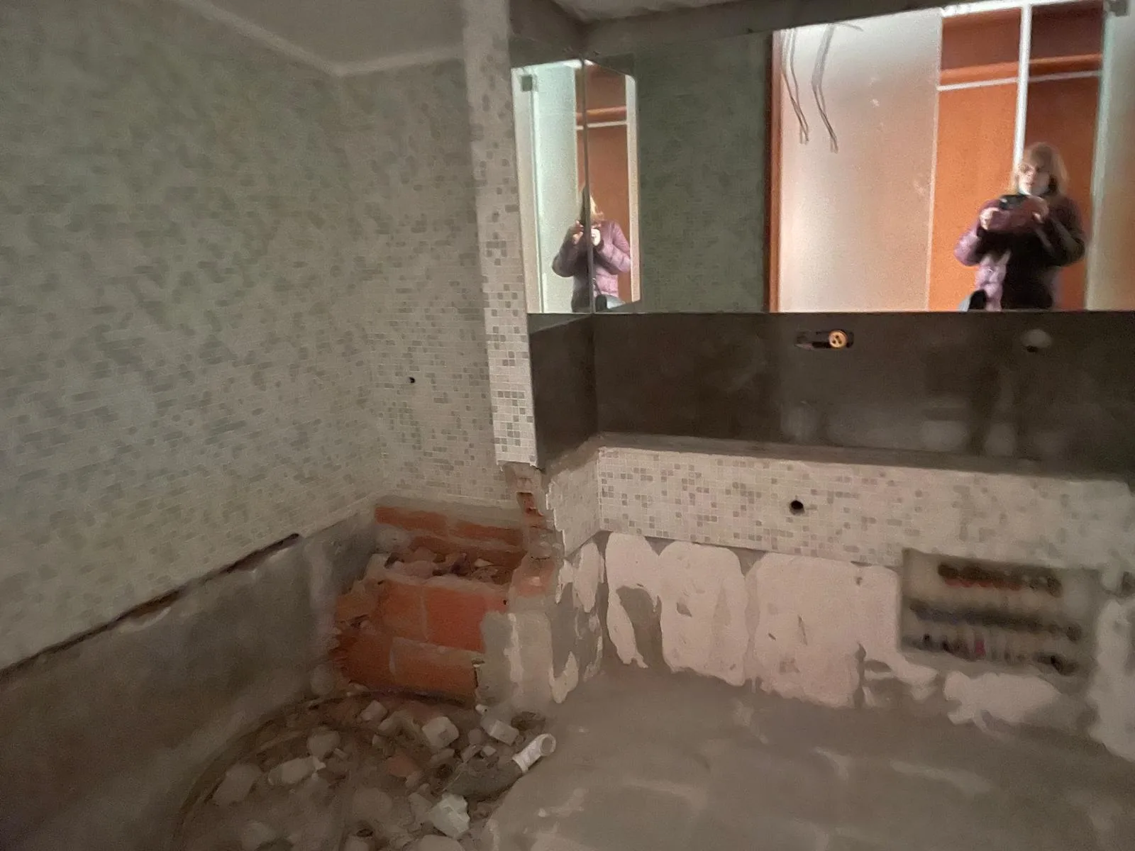 How we found it — Riviera villa abandoned room